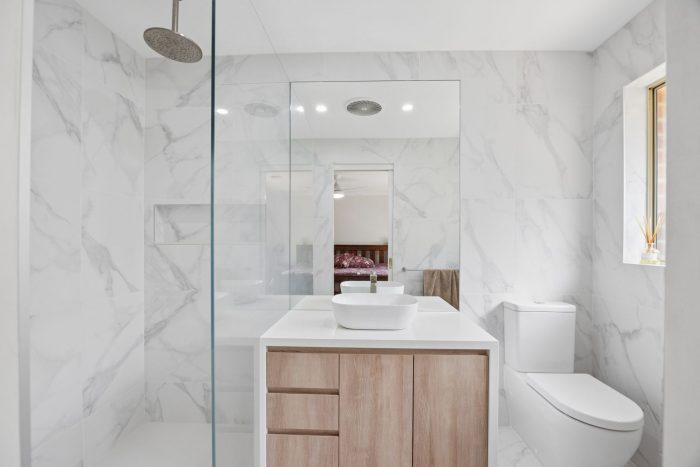 9 Macadamia Cl, Jerrabomberra NSW 2619, Australia