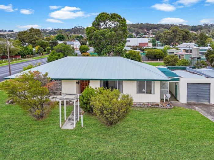 81-83 McLeod St, Coleraine VIC 3315, Australia