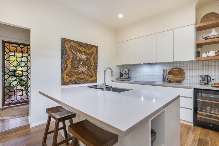 9 McMillan St, Hamilton VIC 3300, Australia