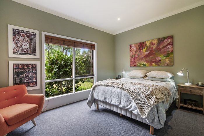 9 McMillan St, Hamilton VIC 3300, Australia