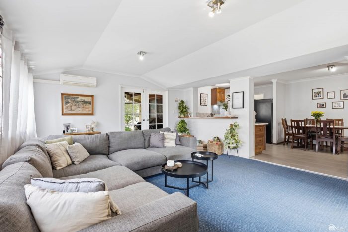 3 Midhurst St, Camillo WA 6111, Australia