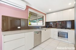 9 Griffin Pl, Doonside NSW 2767, Australia