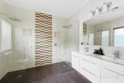 976 North Rd, Bentleigh East VIC 3165, Australia