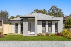 7 Pryde Wy, Eden Hill WA 6054, Australia