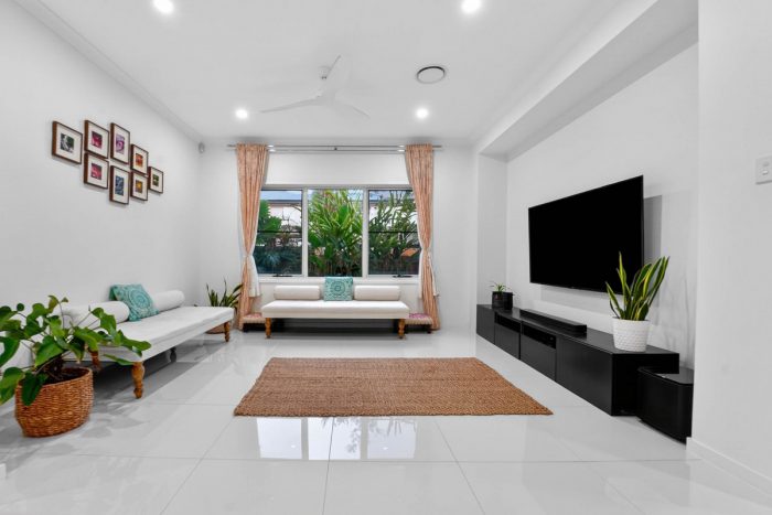 36 Barossa Way, Spring Mountain QLD 4300, Australia