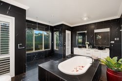 38 Portrush Cres, Luddenham NSW 2745, Australia