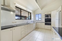 25 McAllisters Rd, Bilambil Heights NSW 2486, Australia