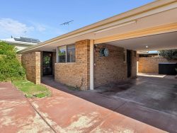 8/15 Kerry St, Kerry Gardens, Dianella WA 6059, Australia