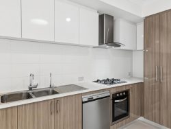 27A Edale Way, Westminster WA 6061, Australia
