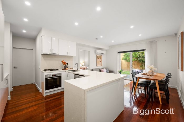 2B Falconer Rd, Boronia VIC 3155, Australia