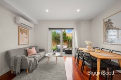 2B Falconer Rd, Boronia VIC 3155, Australia
