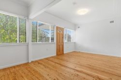 108 Railway St, Woy Woy NSW 2256, Australia