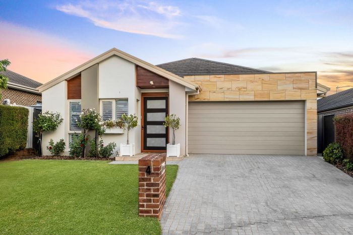4 Alsace Pl, Kellyville NSW 2155, Australia