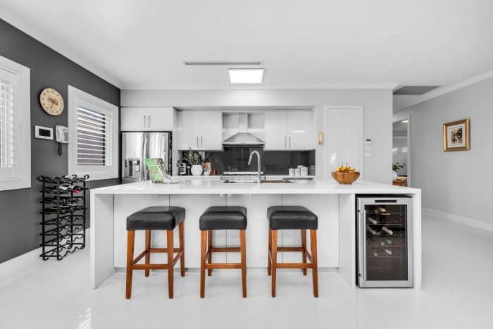 4 Alsace Pl, Kellyville NSW 2155, Australia