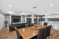 1 Raphoe Lp, Bullsbrook WA 6084, Australia