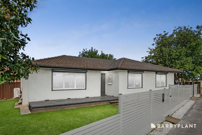 147 Ridgeway Parade, Sunshine West VIC 3020, Australia