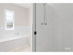 26 Millroy St, Wandal QLD 4700, Australia