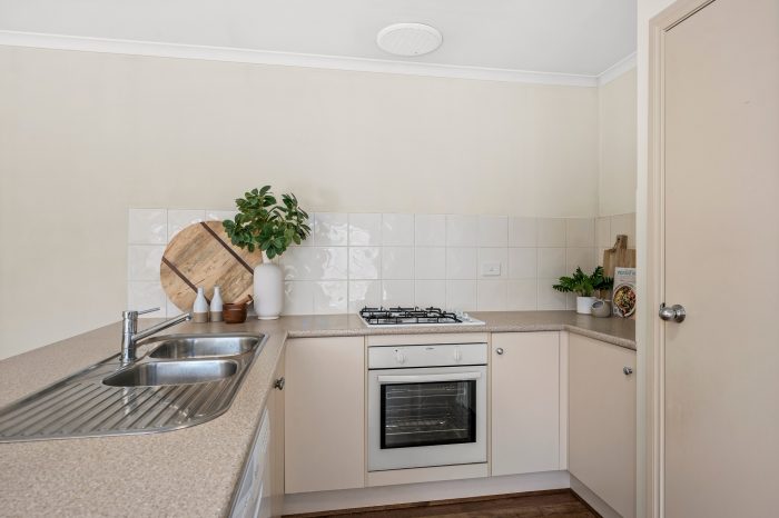 28 Sabella Pl, Noarlunga Downs SA 5168, Australia