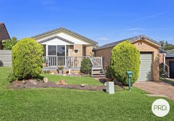 6 Sanderson Rd, Kanahooka NSW 2530, Australia