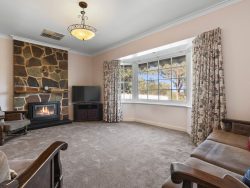 18 Seaview Rd, Morphett Vale SA 5162, Australia