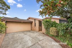 24 Stableford Ave, Glen Waverley VIC 3150, Australia