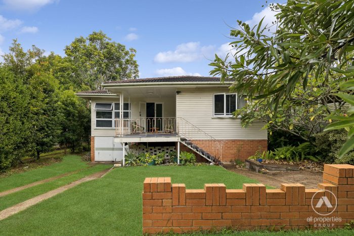 19 Stella St, Holland Park QLD 4121, Australia