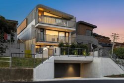 18 Surfside Ave, Clovelly NSW 2031, Australia