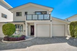 Unit 3/11 Sweet St, Warners Bay NSW 2282, Australia