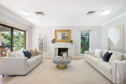 Unit 11/3 Telegraph Rd, Pymble NSW 2073, Australia