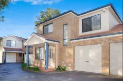 Unit 2/162 Teralba Rd, Adamstown NSW 2289, Australia