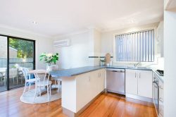 Unit 2/162 Teralba Rd, Adamstown NSW 2289, Australia