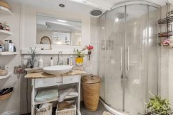1 Murray Ln, Seville East VIC 3139, Australia