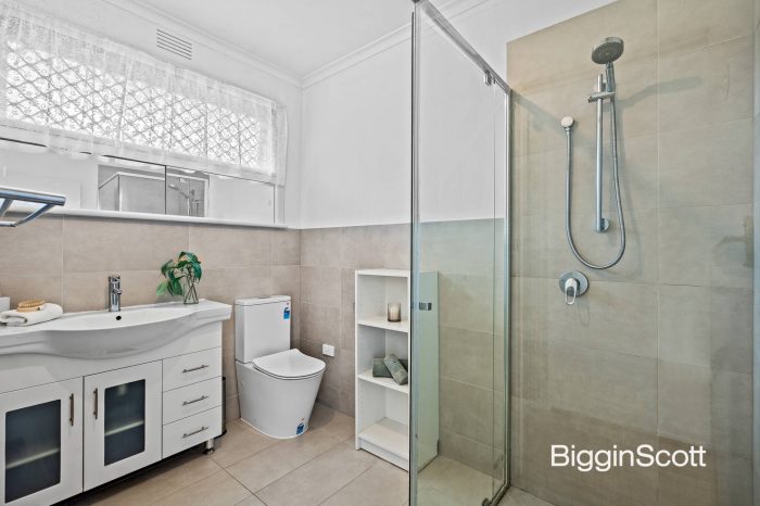 1 Tamarisk Ave, Glen Waverley VIC 3150, Australia