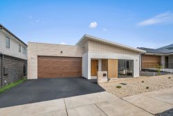 7 Tingwell St, Whitlam ACT 2611, Australia