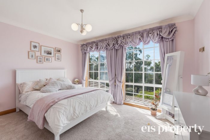 7 Traralgon Cl, Acton Park TAS 7170, Australia