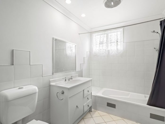 5 Victoria St, Windermere Park NSW 2264, Australia
