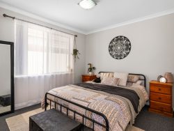 5 Vitali Cres, Somerville WA 6430, Australia