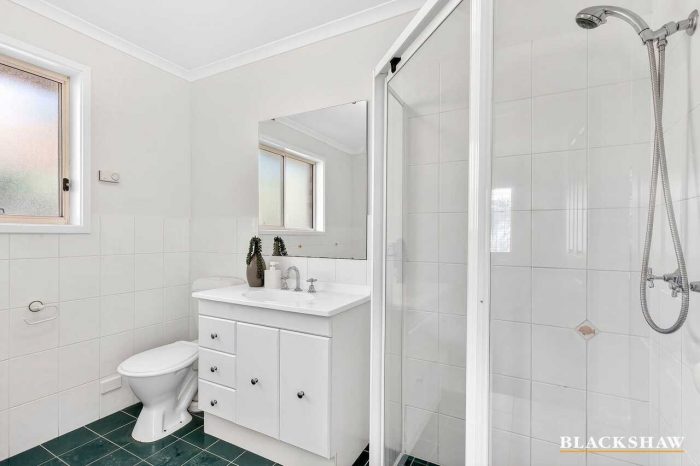 70 Wanderer Ct, Amaroo ACT 2914, Australia