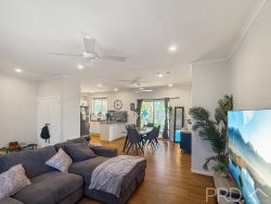12 White Ct, Baynton WA 6714, Australia