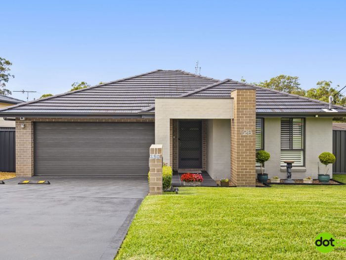 128 Winbin Cres, Gwandalan NSW 2259, Australia
