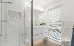 1 York Ct, Warranwood VIC 3134, Australia