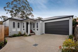 16A Clare St, Croydon South VIC 3136, Australia