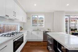 16A Clare St, Croydon South VIC 3136, Australia