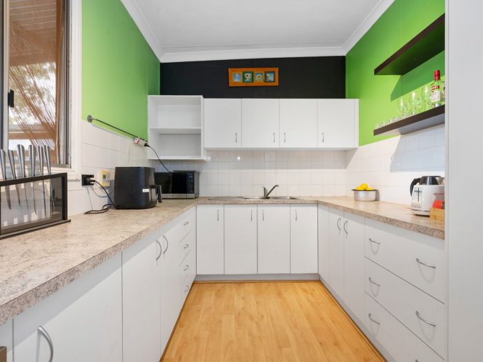7A King St, South Boulder WA 6432, Australia