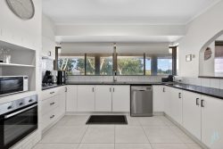 102 Runnymede Rd, Binningup WA 6233, Australia