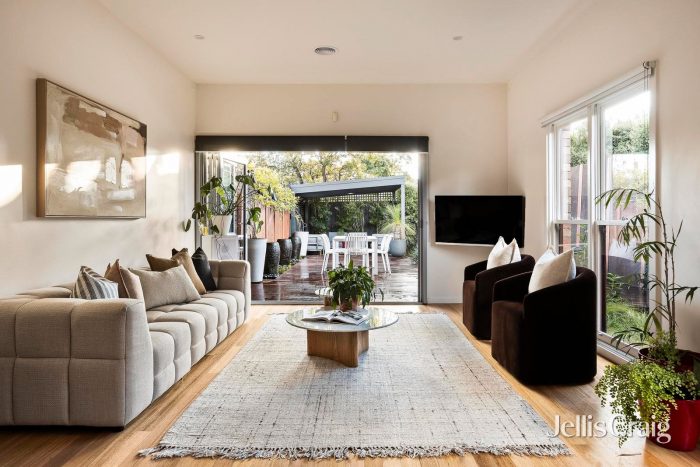 13A Sparks Ave, Fairfield VIC 3078, Australia