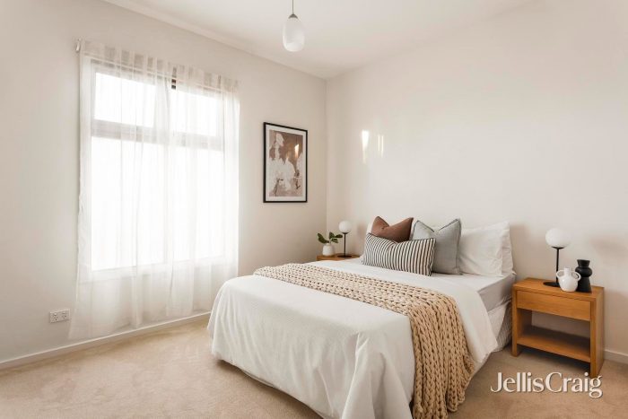 13A Sparks Ave, Fairfield VIC 3078, Australia