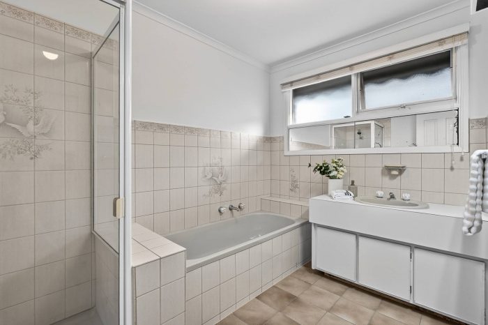 12 Minchinbury Dr, Vermont South VIC 3133, Australia