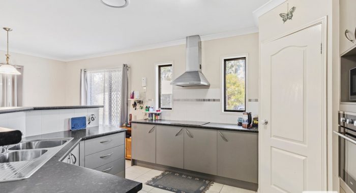 2-4 Allikea Pl, D’Aguilar QLD 4514, Australia