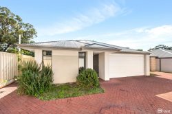 25B Arnott Ct, Kelmscott WA 6111, Australia
